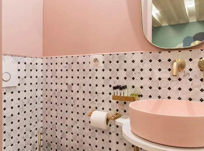 The Candy Saint Germain * باريس